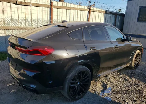 2022 BMW X6 xDrive40I z USA, uszkodzony, nr VIN 5UXCY6C00N9K38873